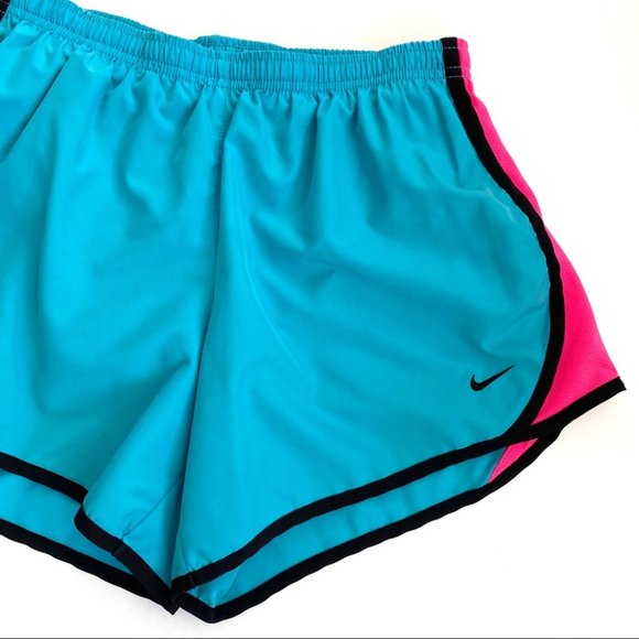 Nike Pants - Nike athletic shorts